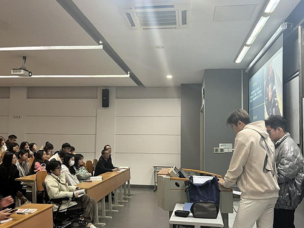 BB贝博艾弗森官方网站 BB贝博艾弗森官方网站