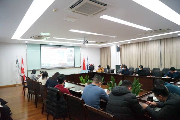 BB贝博艾弗森官方网站 BB贝博艾弗森官方网站