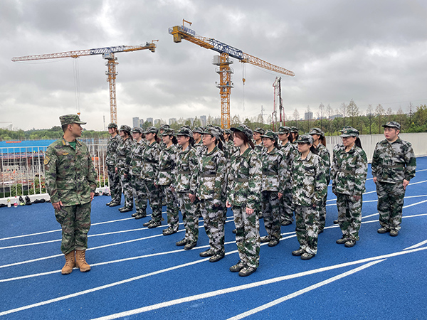 BB贝博艾弗森官方网站 BB贝博艾弗森官方网站