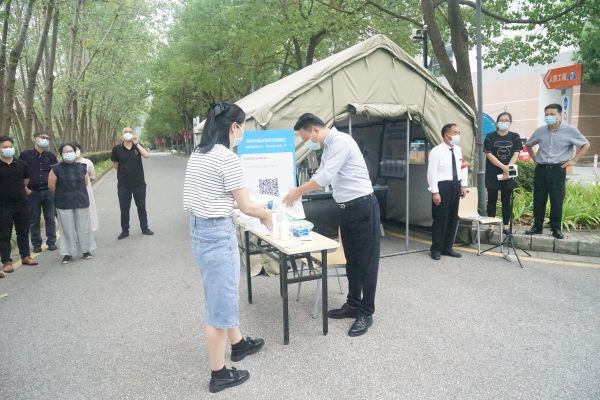 BB贝博艾弗森官方网站 BB贝博艾弗森官方网站