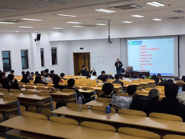 BB贝博艾弗森官方网站 BB贝博艾弗森官方网站