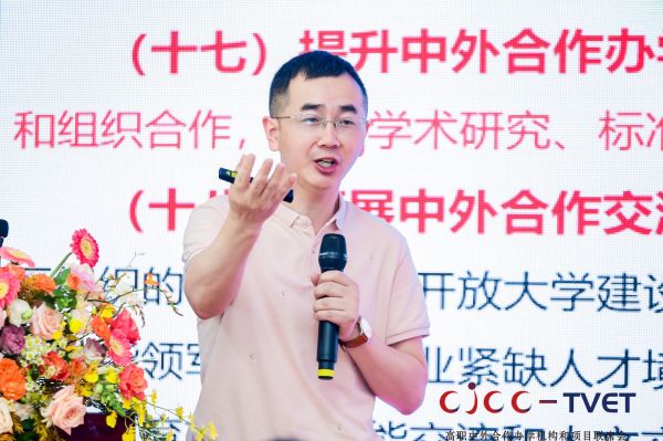 BB贝博艾弗森官方网站 BB贝博艾弗森官方网站