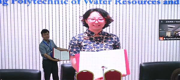 BB贝博艾弗森官方网站 BB贝博艾弗森官方网站