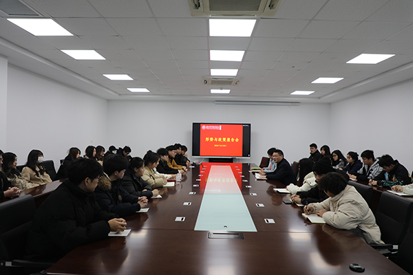 BB贝博艾弗森官方网站