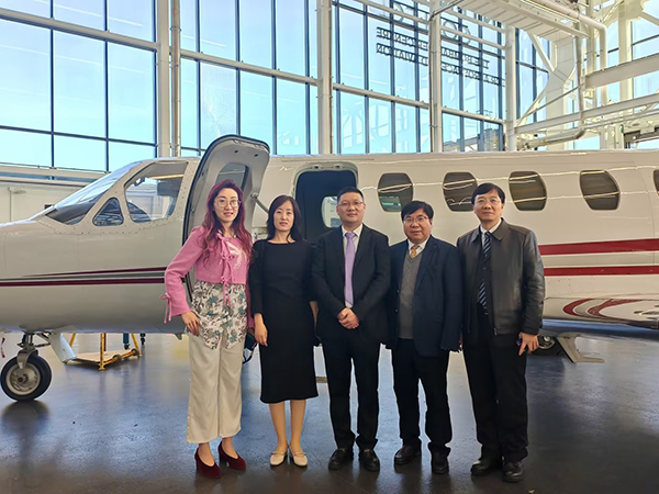 BB贝博艾弗森官方网站 BB贝博艾弗森官方网站