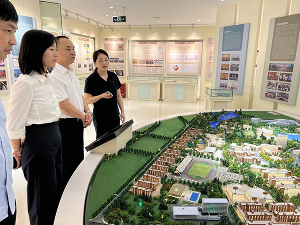 BB贝博艾弗森官方网站 BB贝博艾弗森官方网站