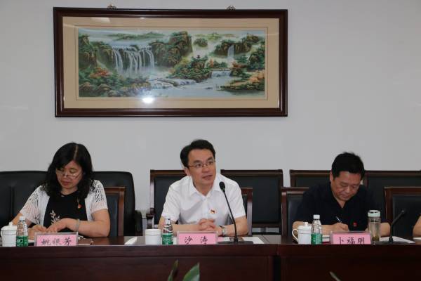 BB贝博艾弗森官方网站 BB贝博艾弗森官方网站