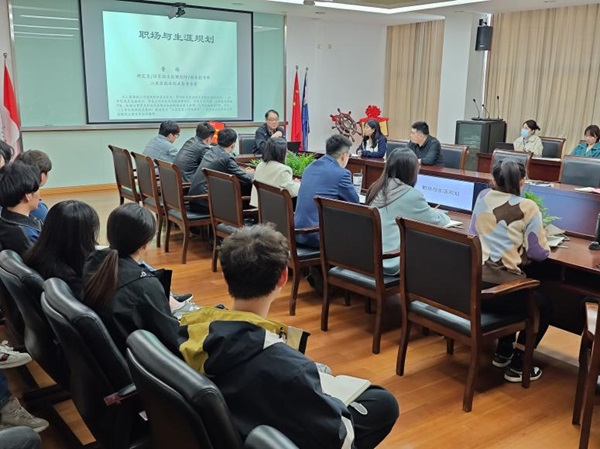 BB贝博艾弗森官方网站