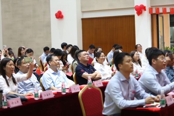 BB贝博艾弗森官方网站 BB贝博艾弗森官方网站