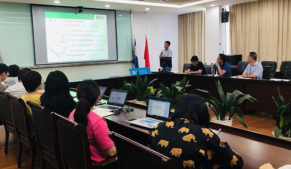 BB贝博艾弗森官方网站 BB贝博艾弗森官方网站