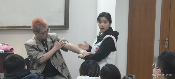 BB贝博艾弗森官方网站