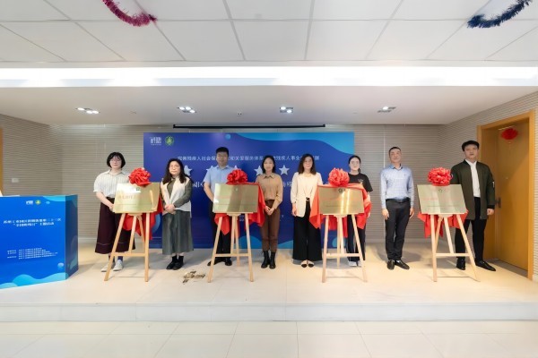 BB贝博艾弗森官方网站 BB贝博艾弗森官方网站