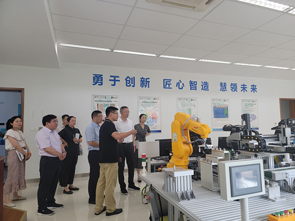 BB贝博艾弗森官方网站 BB贝博艾弗森官方网站