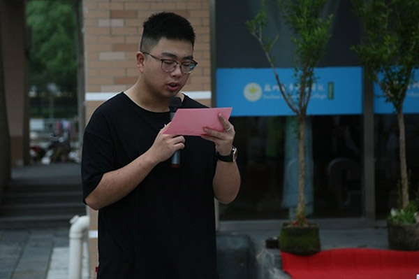 BB贝博艾弗森官方网站 BB贝博艾弗森官方网站