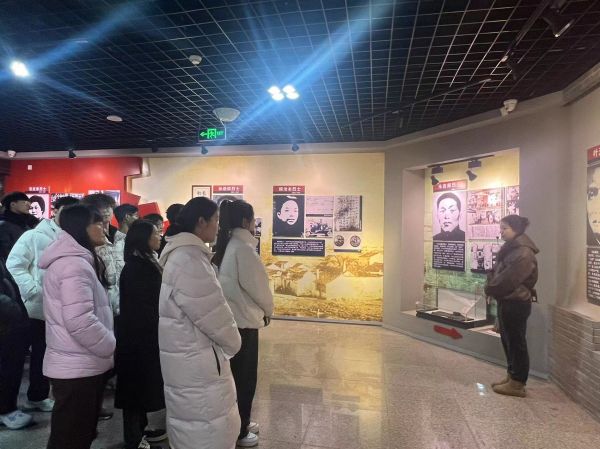 BB贝博艾弗森官方网站 BB贝博艾弗森官方网站