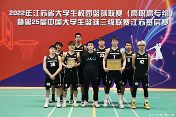 BB贝博艾弗森官方网站 BB贝博艾弗森官方网站