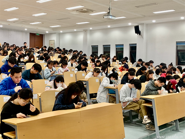 BB贝博艾弗森官方网站 BB贝博艾弗森官方网站