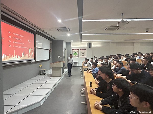 BB贝博艾弗森官方网站 BB贝博艾弗森官方网站