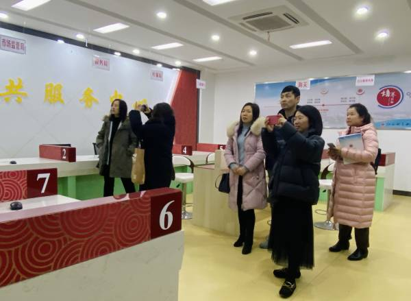 BB贝博艾弗森官方网站 BB贝博艾弗森官方网站