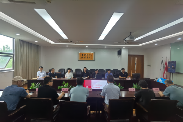 BB贝博艾弗森官方网站 BB贝博艾弗森官方网站