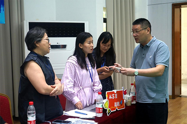 BB贝博艾弗森官方网站 BB贝博艾弗森官方网站