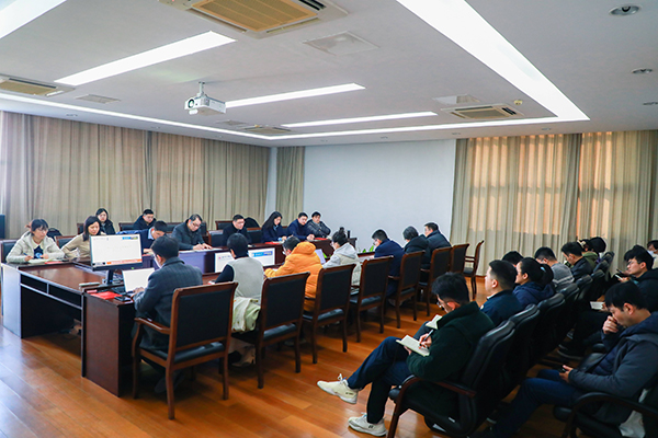 BB贝博艾弗森官方网站 BB贝博艾弗森官方网站