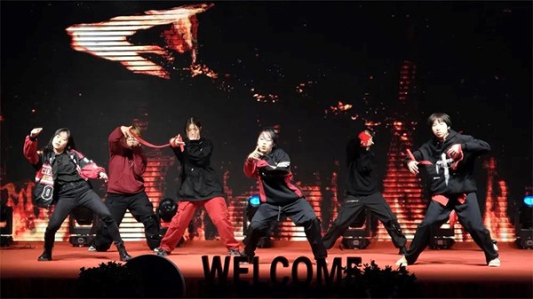 BB贝博艾弗森官方网站