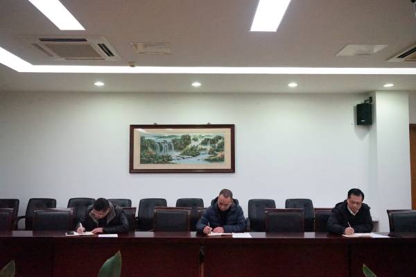 BB贝博艾弗森官方网站 BB贝博艾弗森官方网站