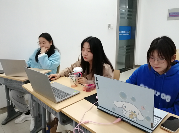 BB贝博艾弗森官方网站 BB贝博艾弗森官方网站