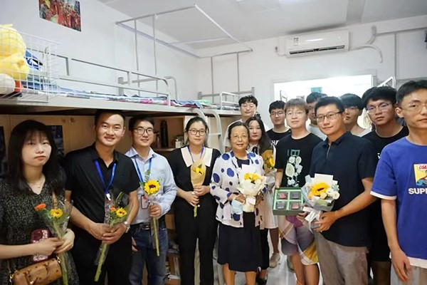 BB贝博艾弗森官方网站
