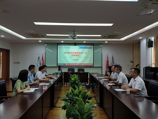 BB贝博艾弗森官方网站 BB贝博艾弗森官方网站