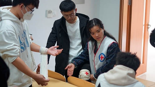 BB贝博艾弗森官方网站 BB贝博艾弗森官方网站