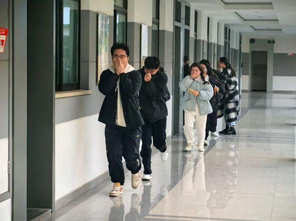 BB贝博艾弗森官方网站