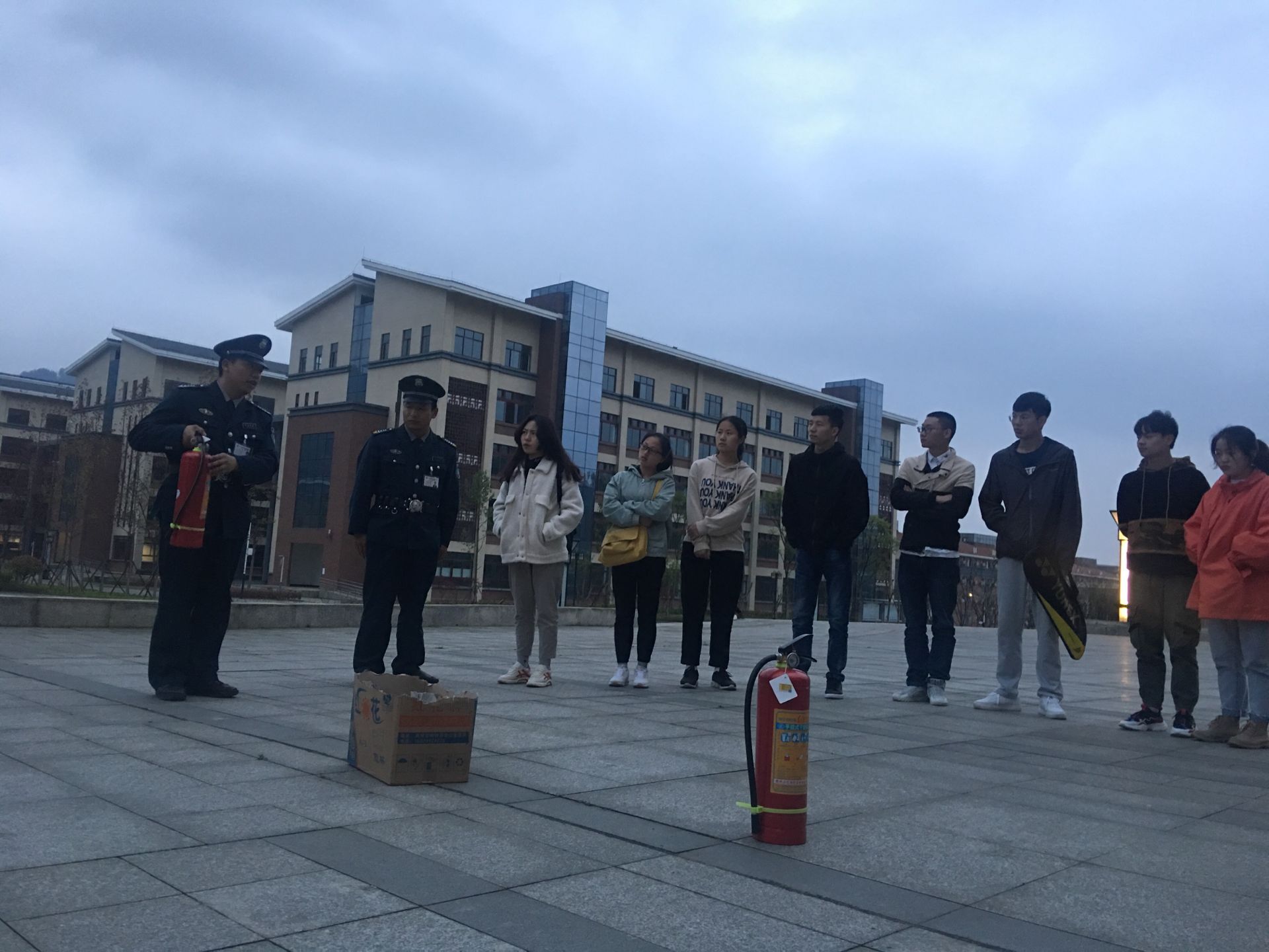 1554256794440645.jpg 1554256794440645.jpg