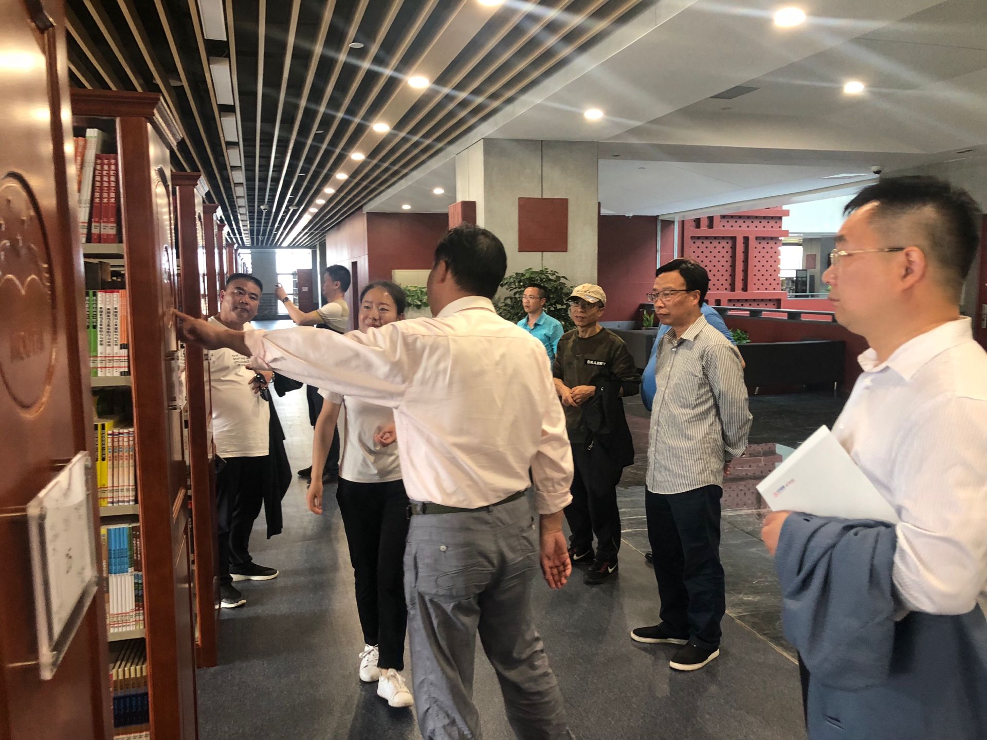 1556022232136427.jpg 1556022232136427.jpg