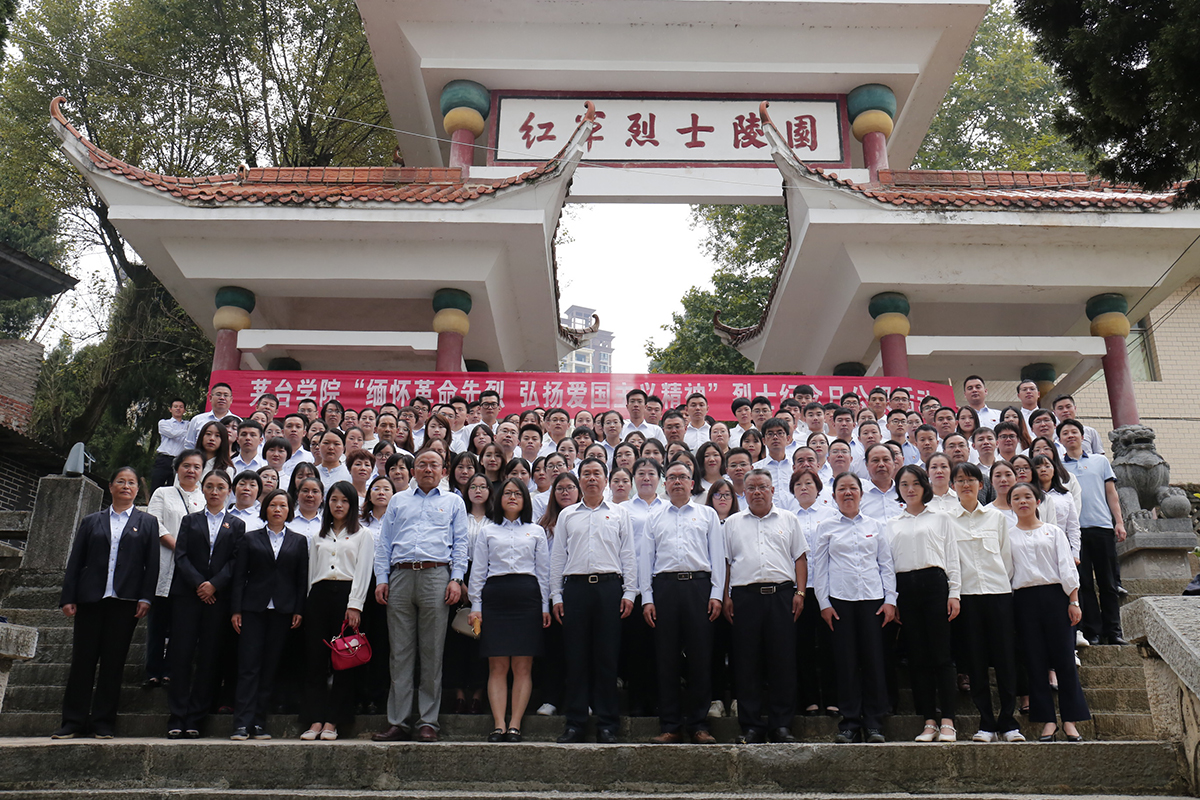 1569918599326180.jpg 10.jpg